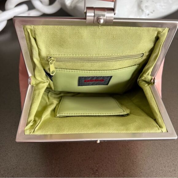 HOBO INTERNATIONAL Pink Leather  Hang Bag Single Handle Top Structured Design. - Picture 7 of 9